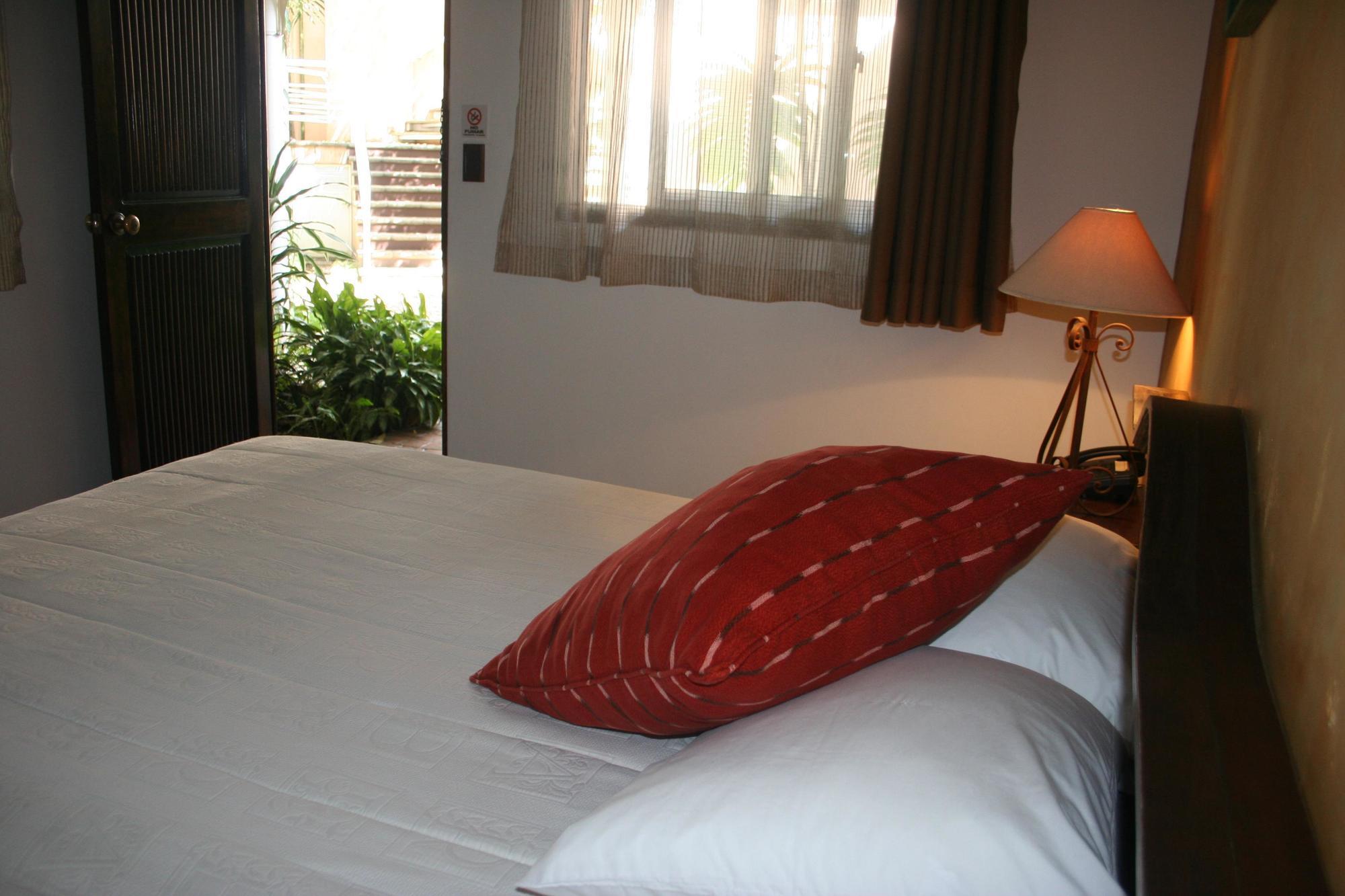Hotel Ciudad Vieja Gwatemala Zewnętrze zdjęcie