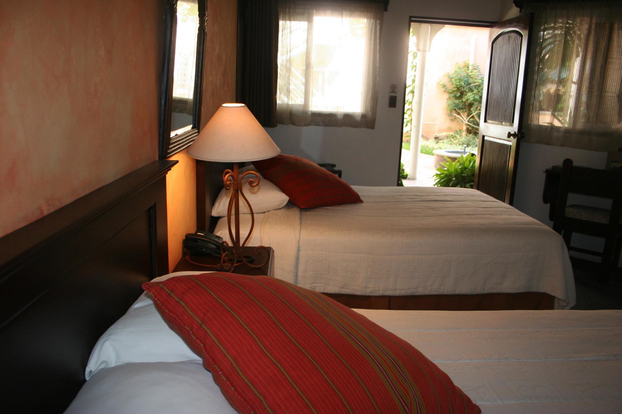 Hotel Ciudad Vieja Gwatemala Zewnętrze zdjęcie